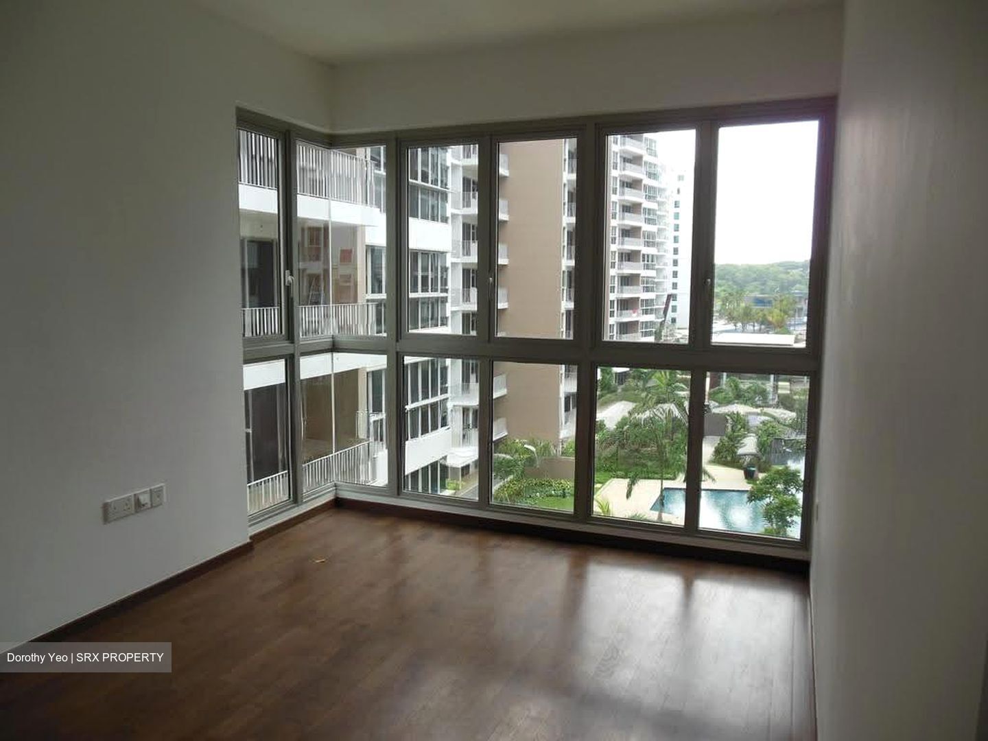 Sea Esta (D18), Condominium #613213341
